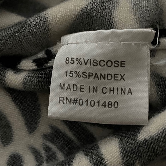 Pierri New York Floral Beaded Cardigan Sweater - Picture 13 of 15